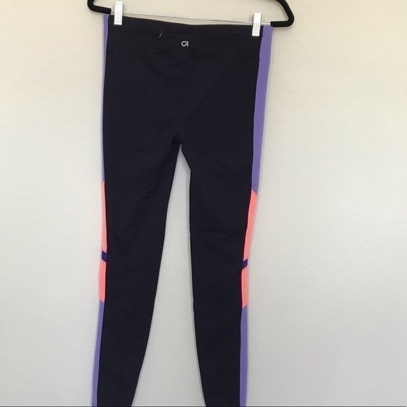 Gap Fit Color Block Side Stripe Athletic Leggings - Picture 2 of 4